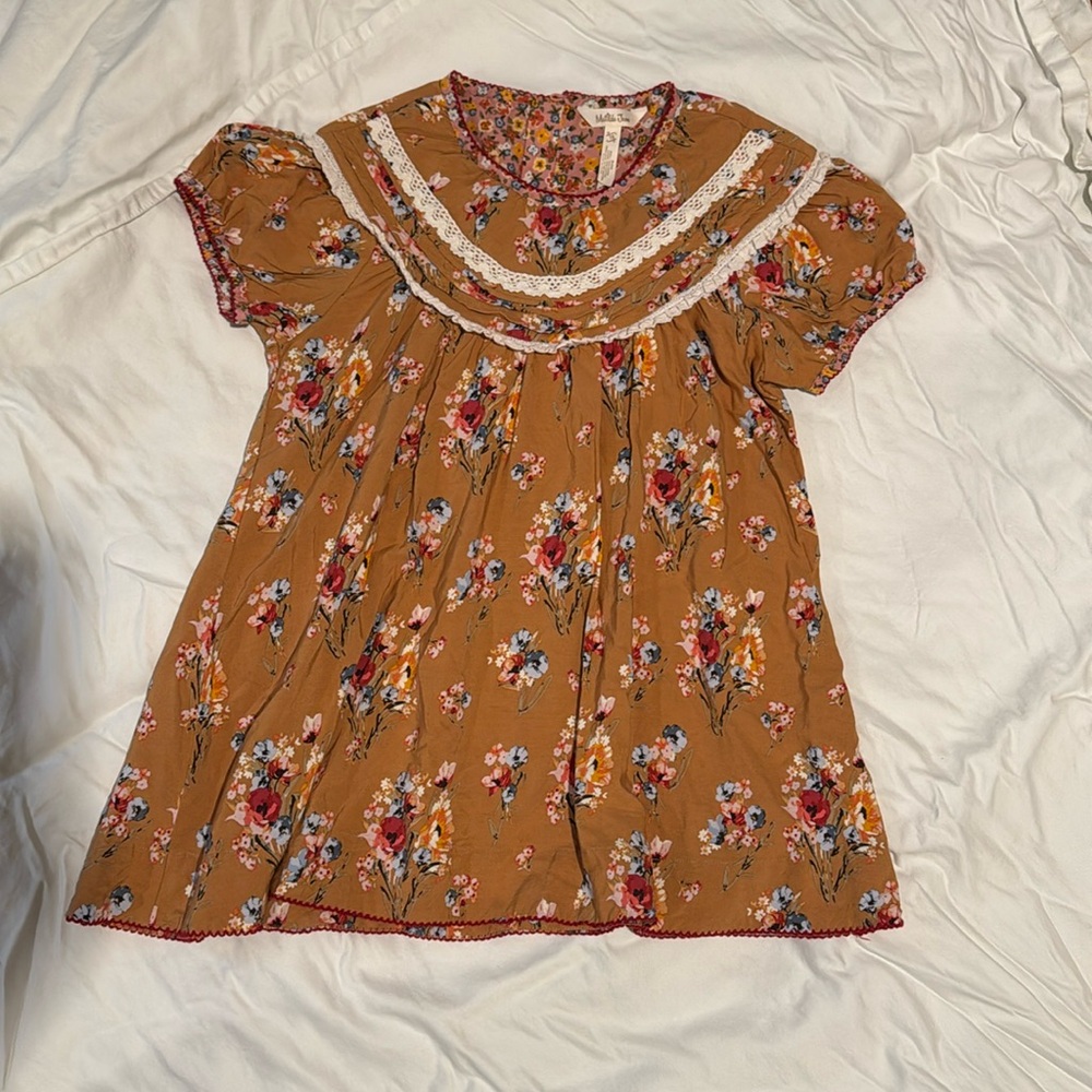 Matilda Jane Size 16 Babydoll Floral Top with Button detail and Lace Bib front
